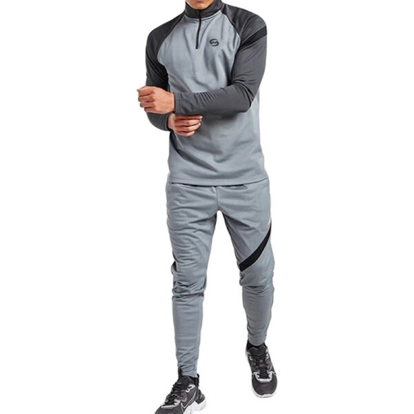 Slim-Fit Men's Tracksuit for Modern Style