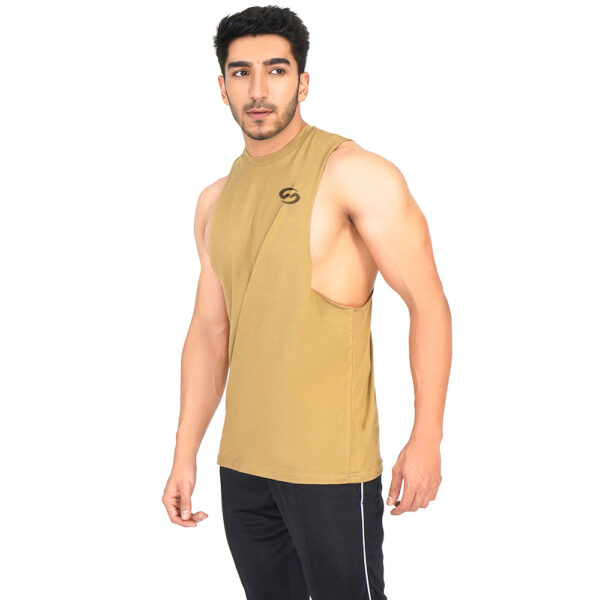 Breathable Performance Tank Top for Workouts - Image 2