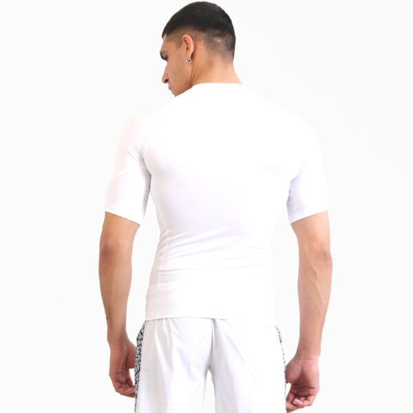 Quick-Drying Rash Guard for Surfing - Image 3